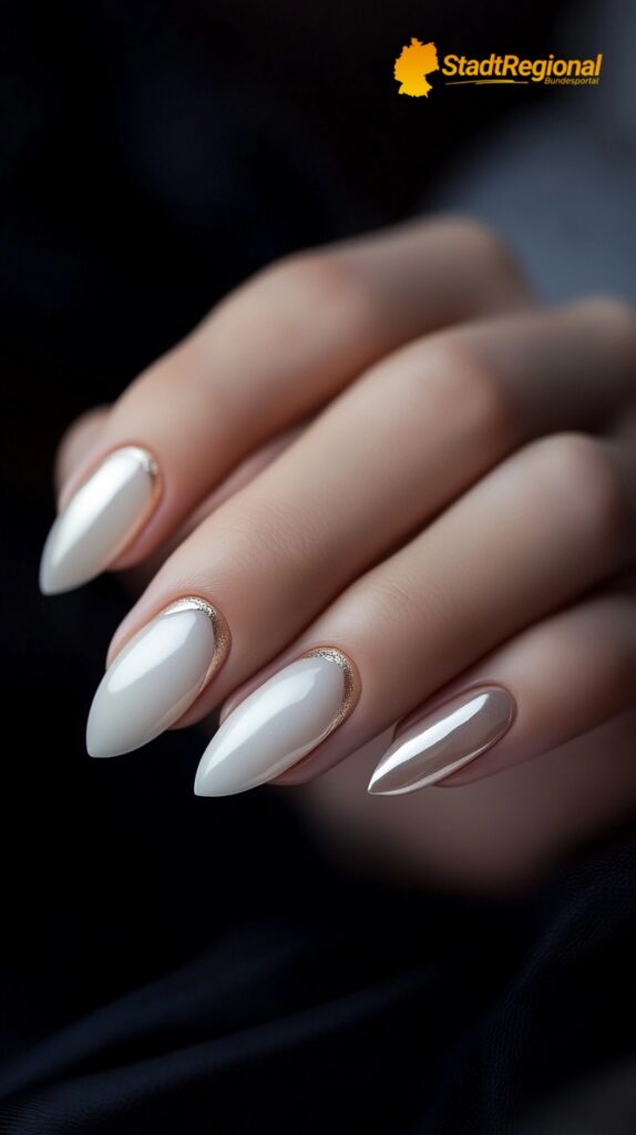 Elegante minimalistische Nageldesigns.

