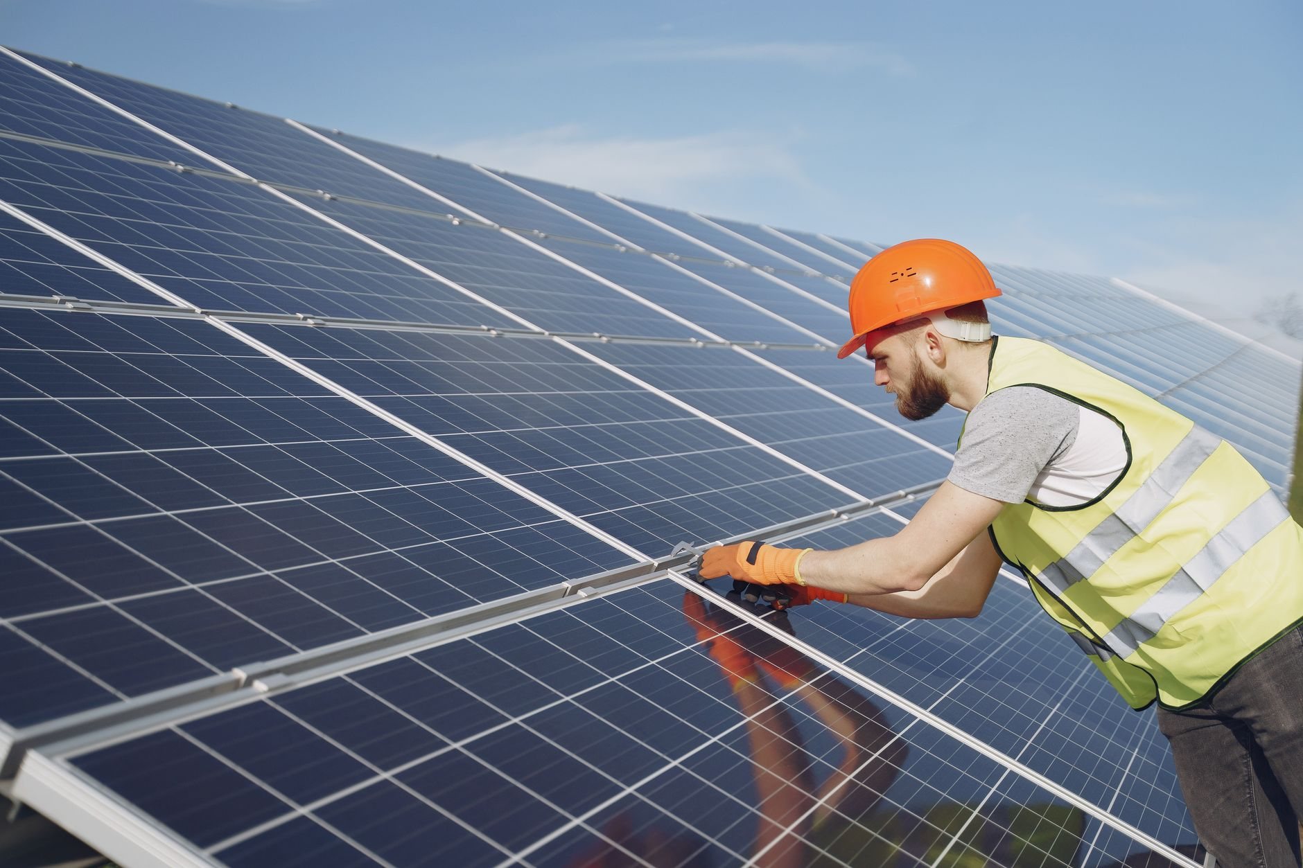 Solarteur finden: Photovoltaik-Angebote richtig vergleichen